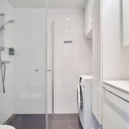 Norden Homes Nordic With Free Parking 아파트 *