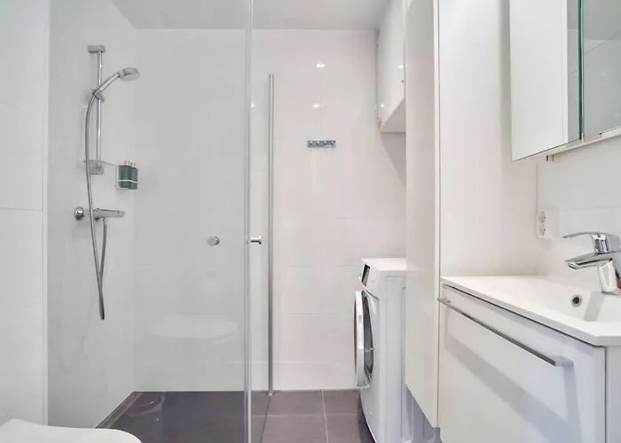 Norden Homes Nordic With Free Parking Daire *